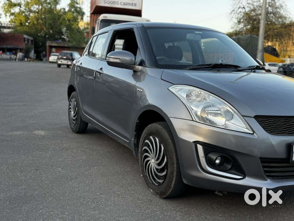 Maruti Suzuki Swift Vxi + Manual, 2015, Petrol