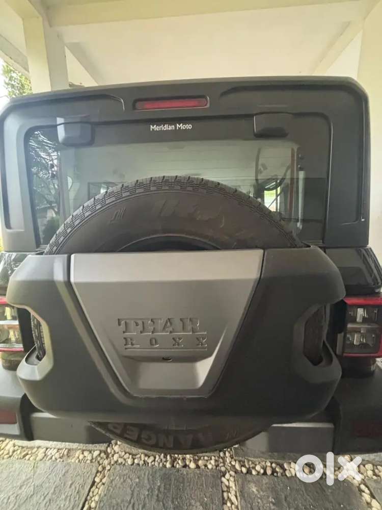 Mahindra Thar Roxx 2025