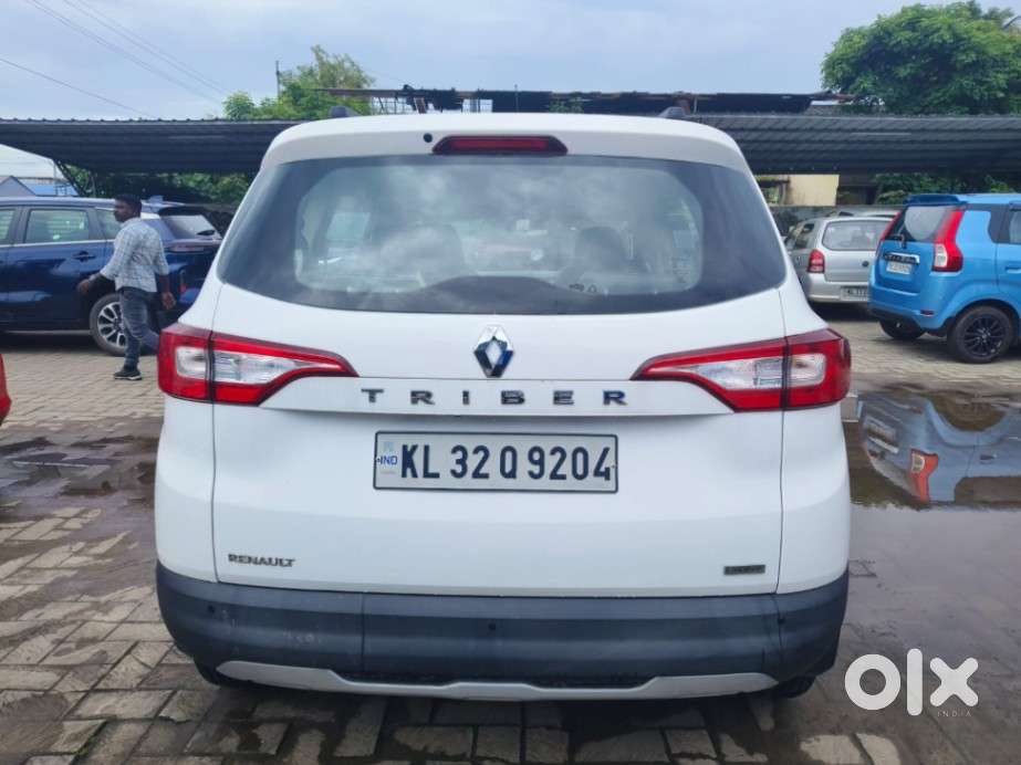 Renault Triber Rxt, 2020, Petrol