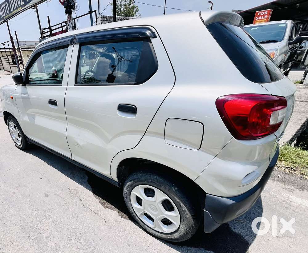 Maruti Suzuki S-presso Vxi, 2023, Petrol