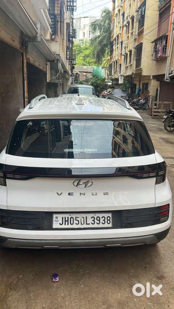 Hyundai Venue Petrol 2023