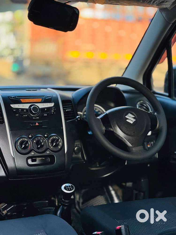 Maruti Suzuki Wagon R Stingray Vxi, 2013, Petrol