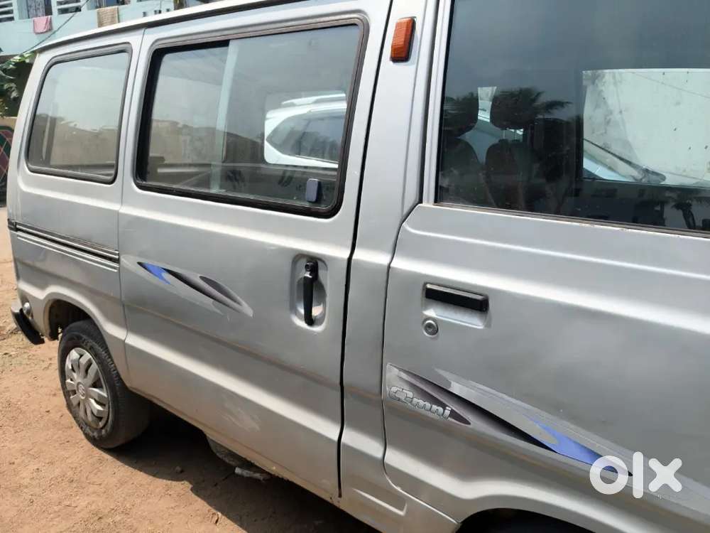 Maruti Suzuki Omni 2017 Petrol 50000 Km Driven