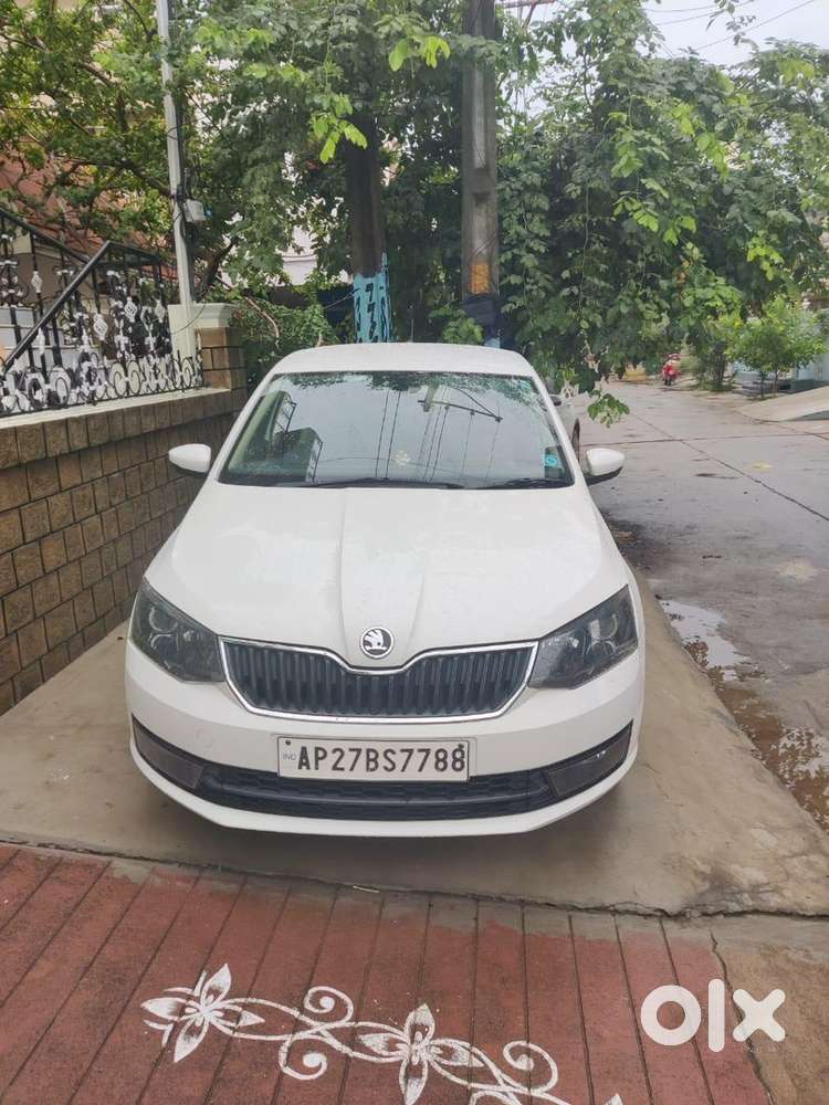 Skoda Rapid Diesel 2016