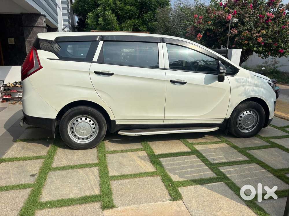 Mahindra Marazzo M2, 2018, Diesel
