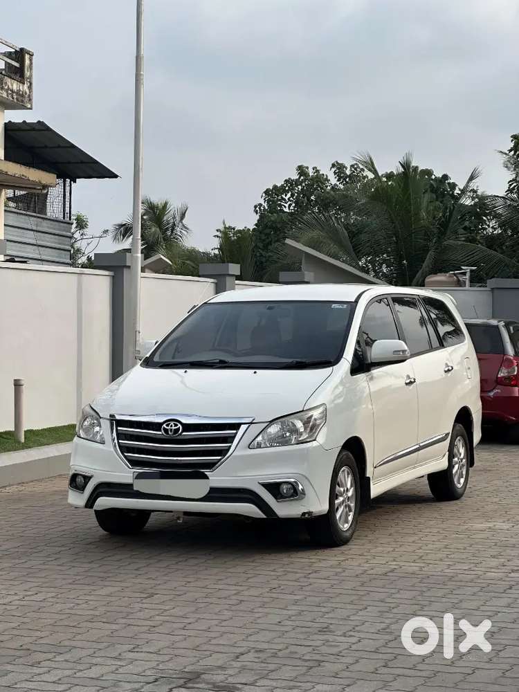Toyota Innova 2005 Petrol