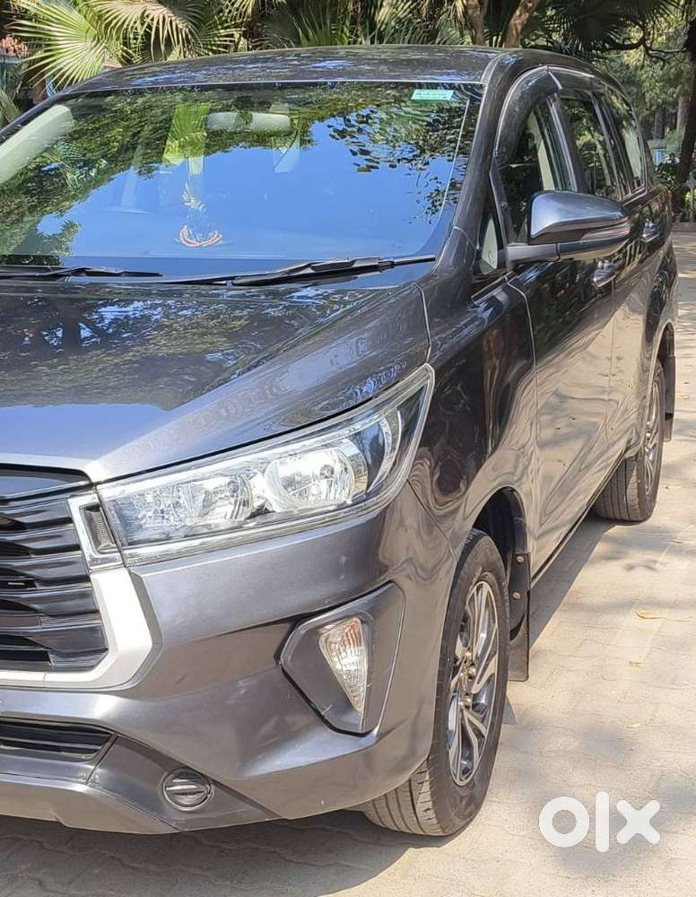 Toyota Innova Crysta