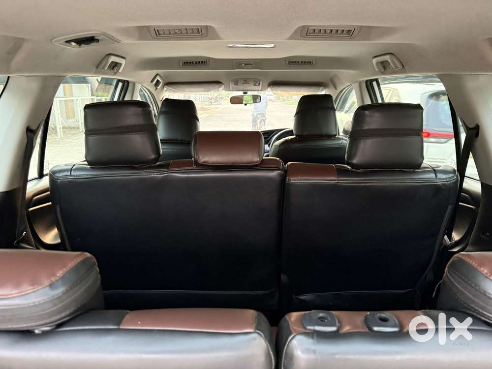Toyota Innova Crysta 2.4 G Mt 8s, 2023, Diesel