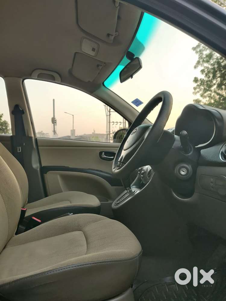 Hyundai I10 Sportz At, 2011, Petrol