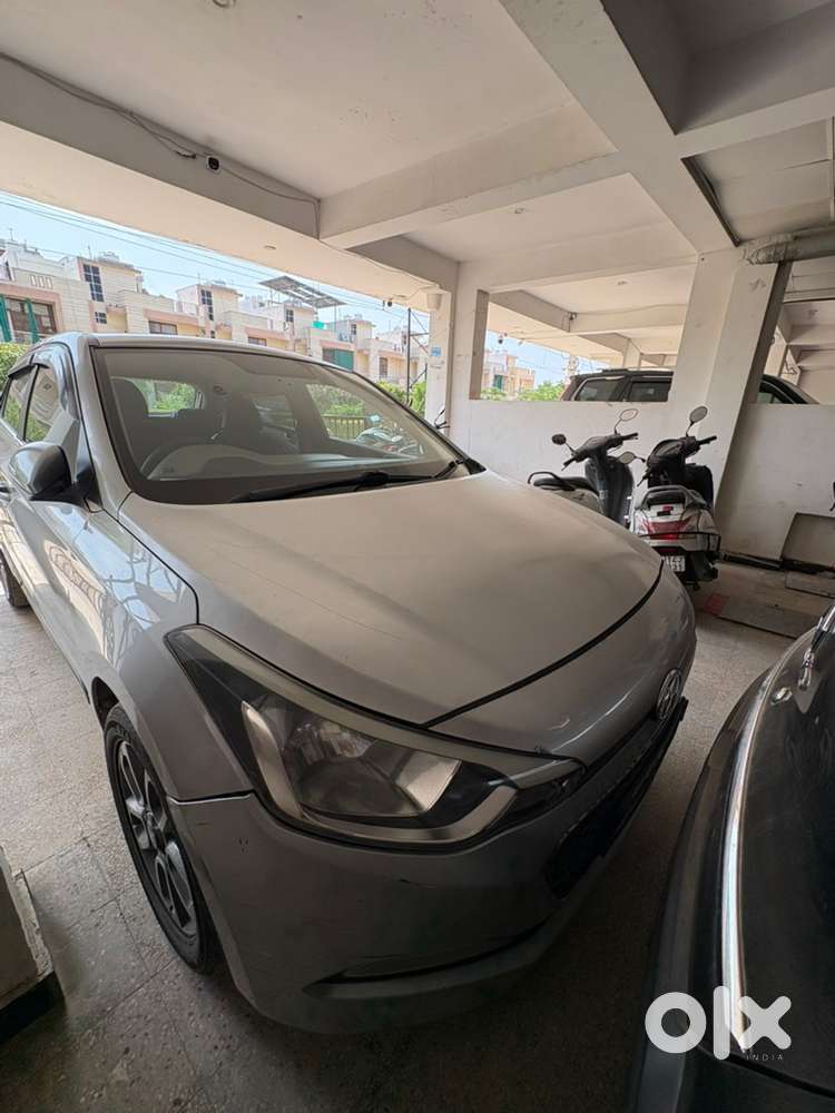 Hyundai I20 Sportz Diesel 2015, New Tyres , Good Condition