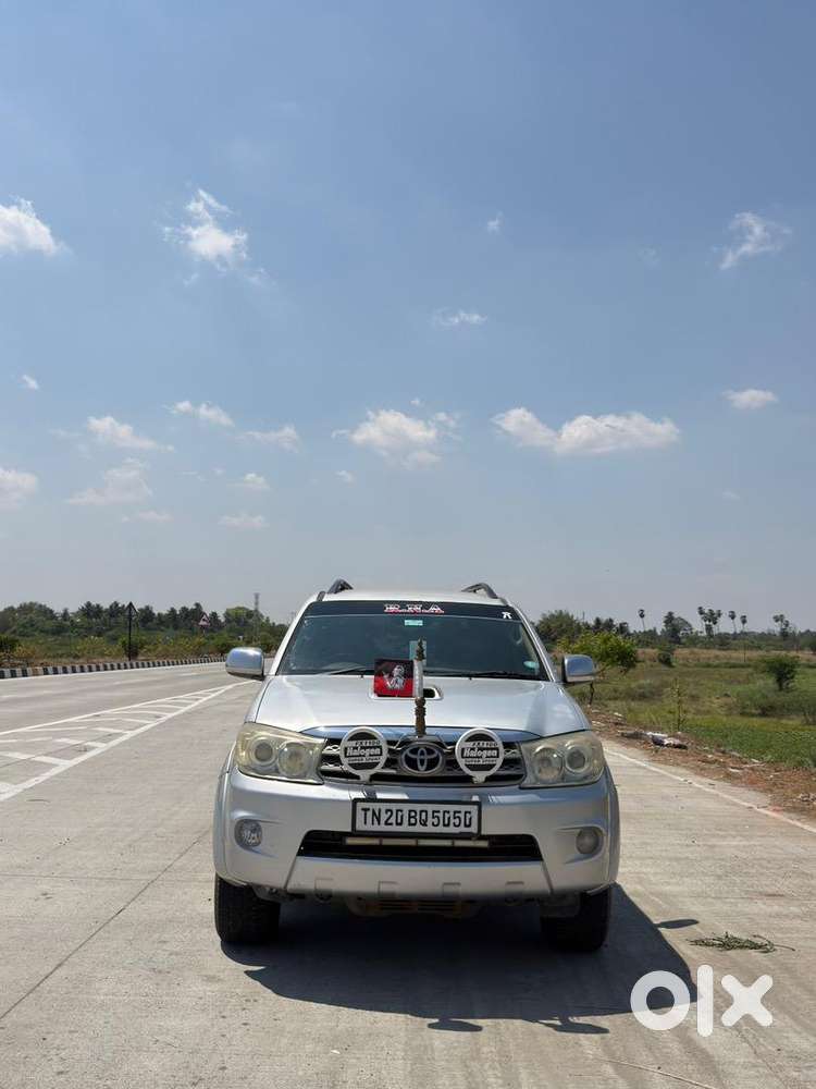 Toyota Fortuner 2011 Diesel Well Maintained