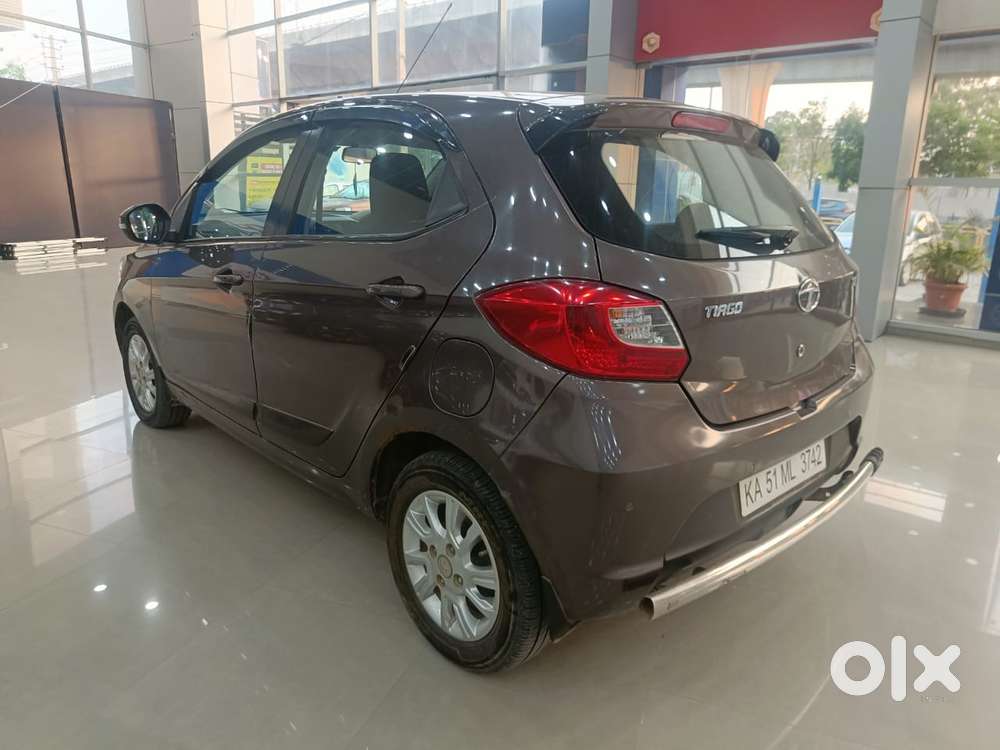 Tata Tiago 1.2 Revotron Xza, 2017, Petrol