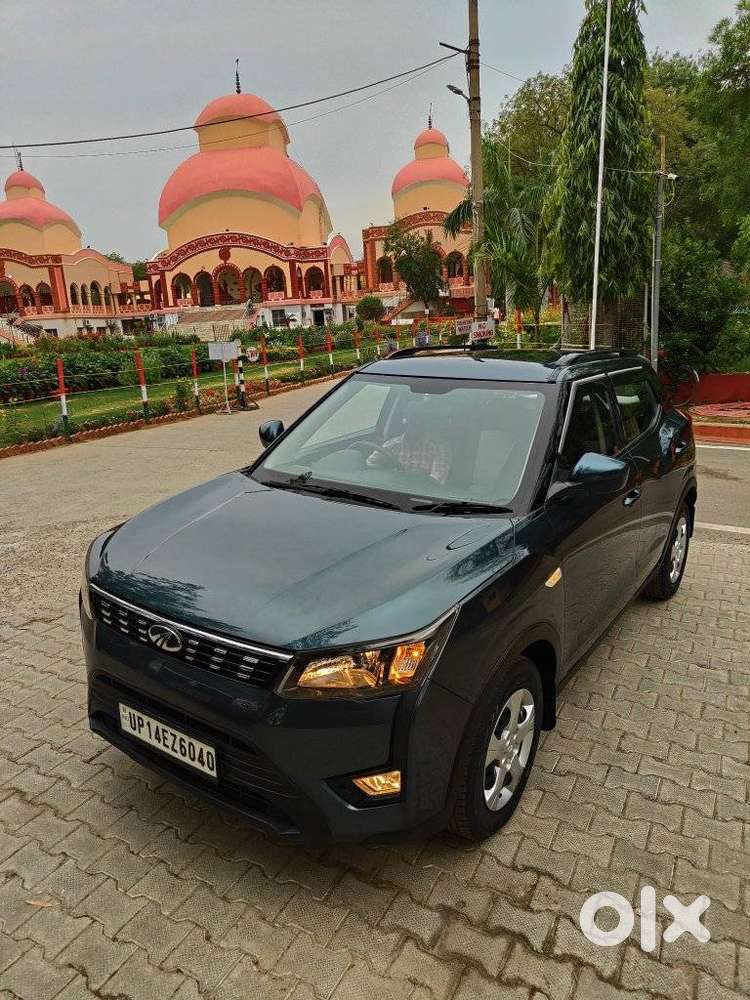 Mahindra Xuv300 W4, 2022, Petrol