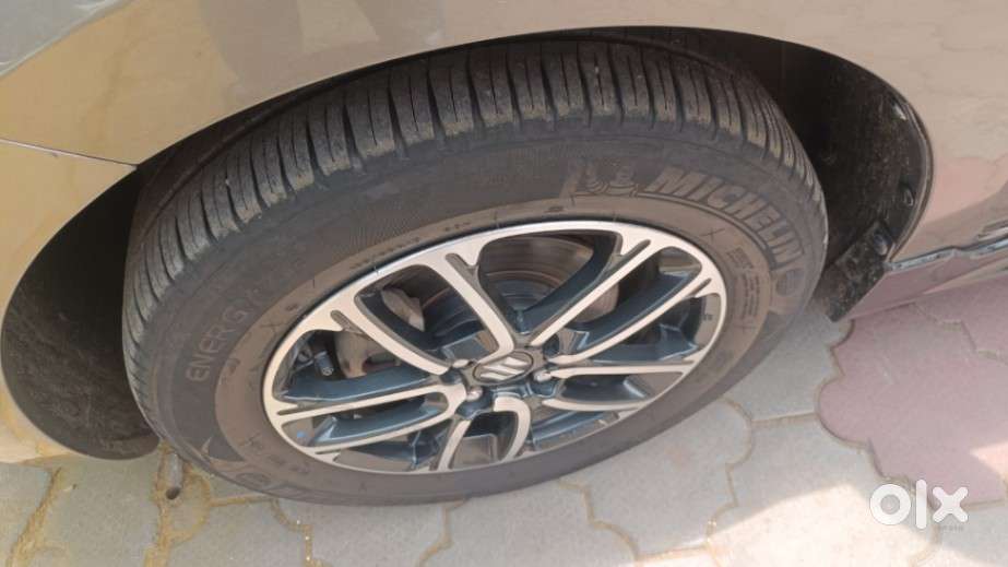 Maruti Suzuki Swift Zxi Plus, 2021, Petrol