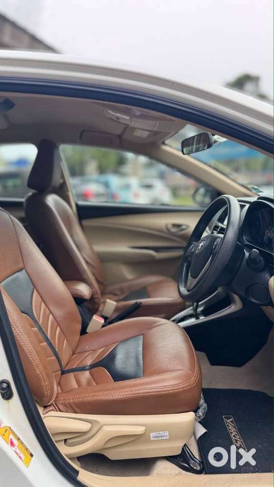 Toyota Yaris G Cvt, 2018, Petrol
