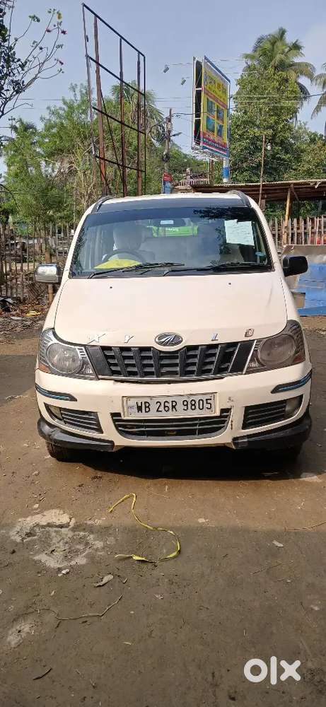 Mahindra Xylo 2012 E9