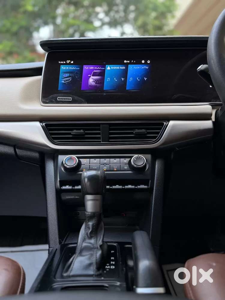 Mahindra Xuv700 2.2 Ax 5 Diesel At Str, 2023, Diesel