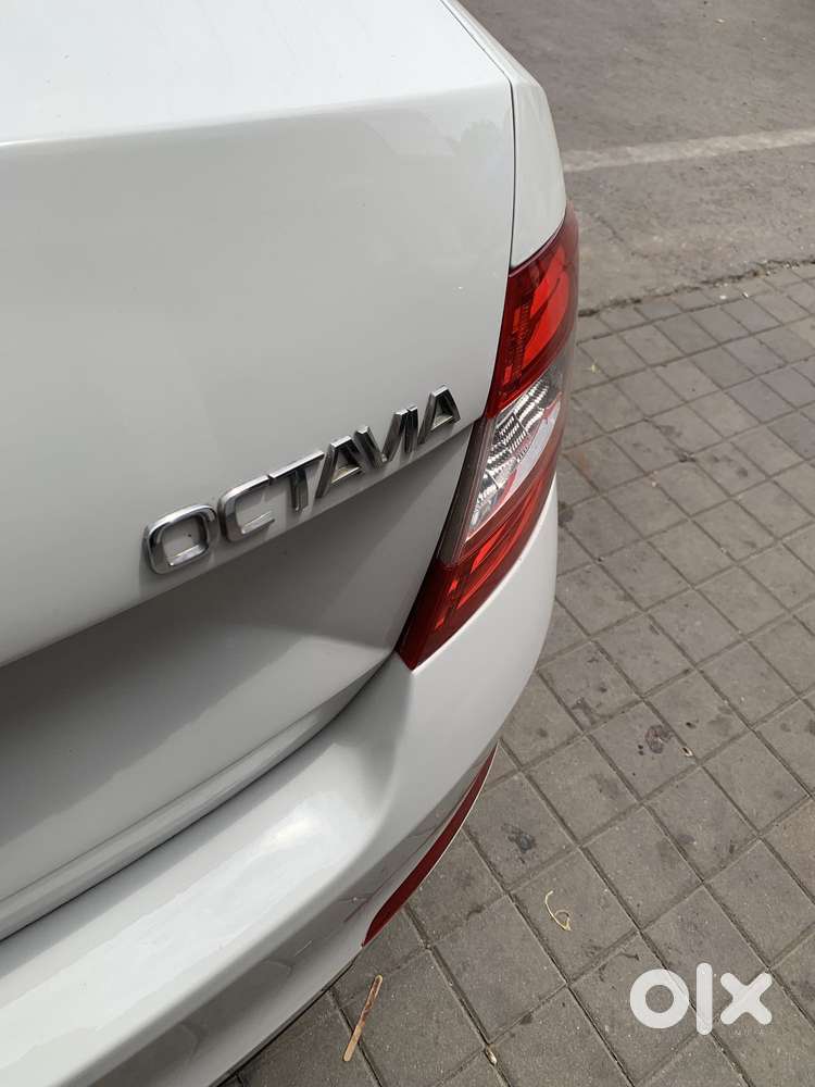 Skoda Octavia Elegance 2.0 Tdi At, 2014, Diesel