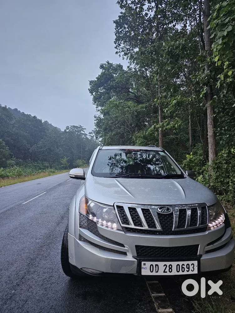 Mahindra Xuv500 W8 2013