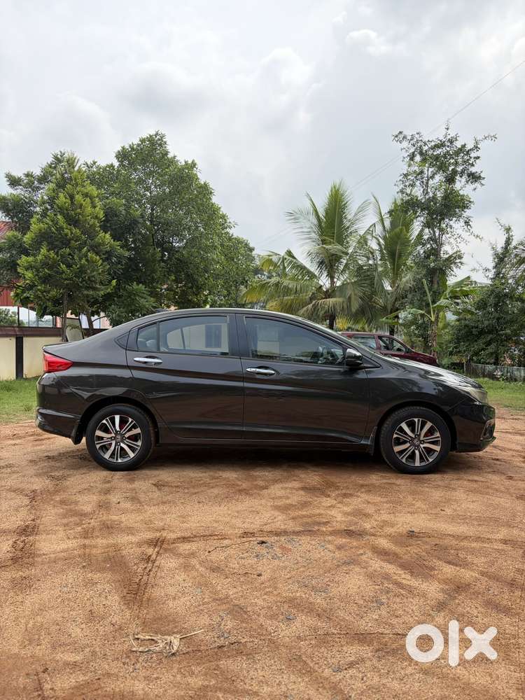 Honda City I-vtec V, 2018, Petrol