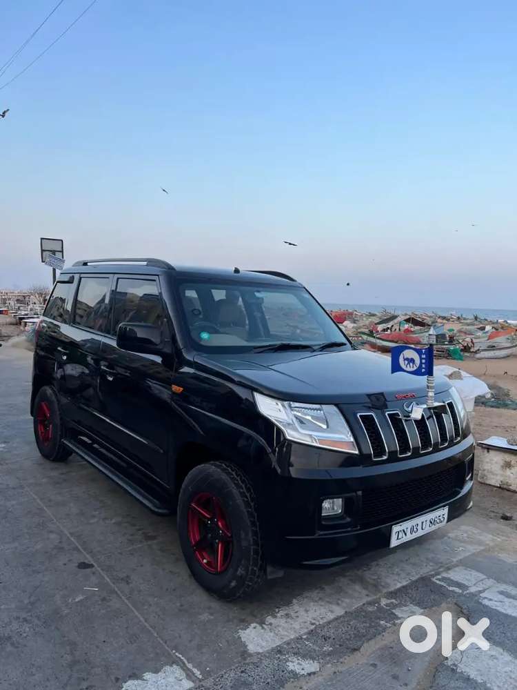 Mahindra Tuv 300 2017