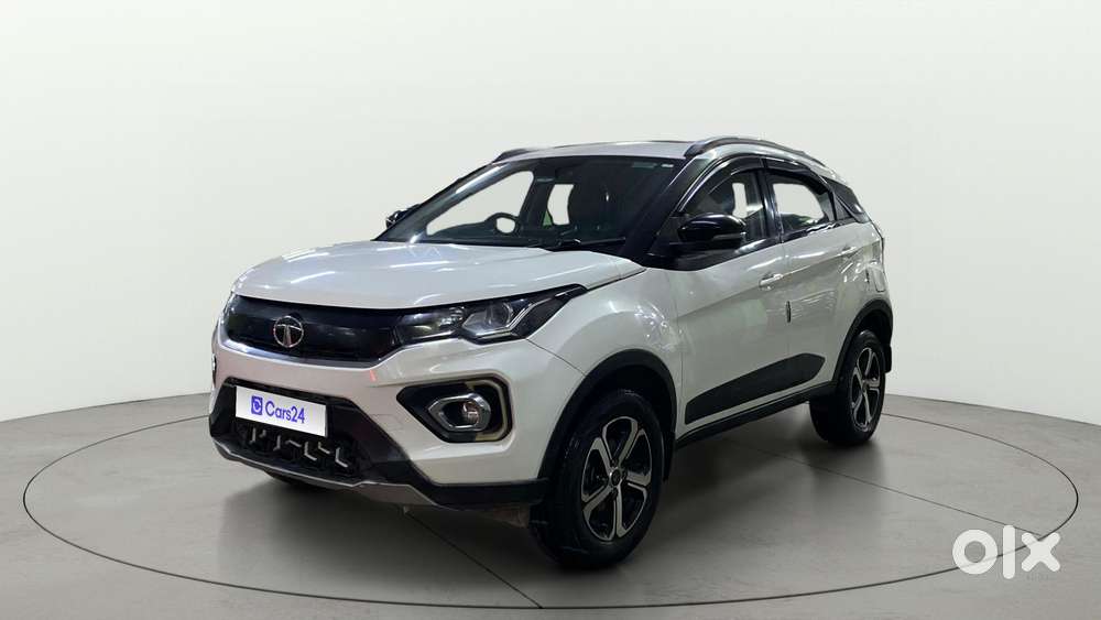 Tata Nexon 1.2 Revotron Xz Plus (s), 2021, Cng & Hybrids