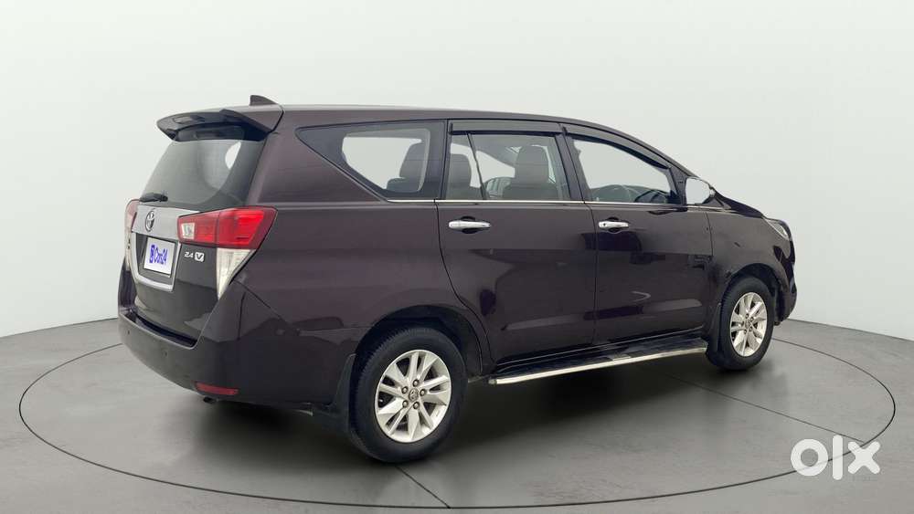 Toyota Innova Crysta 2.4 Vx Mt, 2017, Diesel
