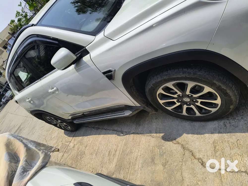 Maruti Suzuki Grand Vitara 2023 Petrol Well Maintained