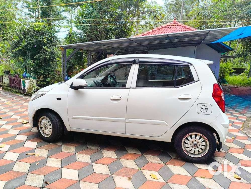 Hyundai I10 Sportz 1.2 Automatic Kappa2, 2012, Petrol