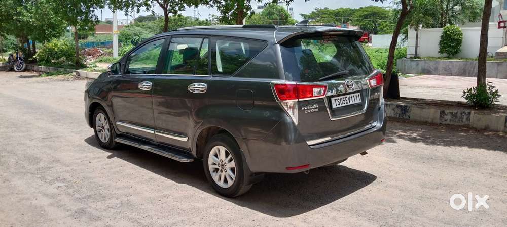 Toyota Innova Crysta 2.4 V 7 Str, 2017, Diesel