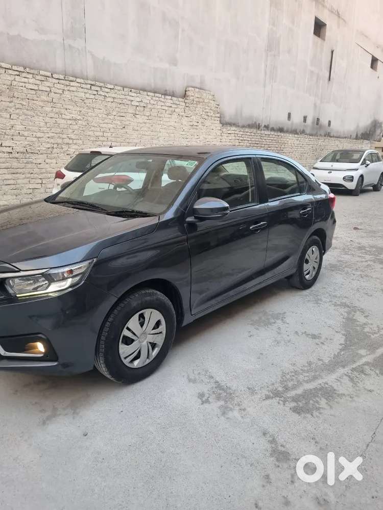 Honda Amaze 2022 Petrol Good Condition New Tyer
