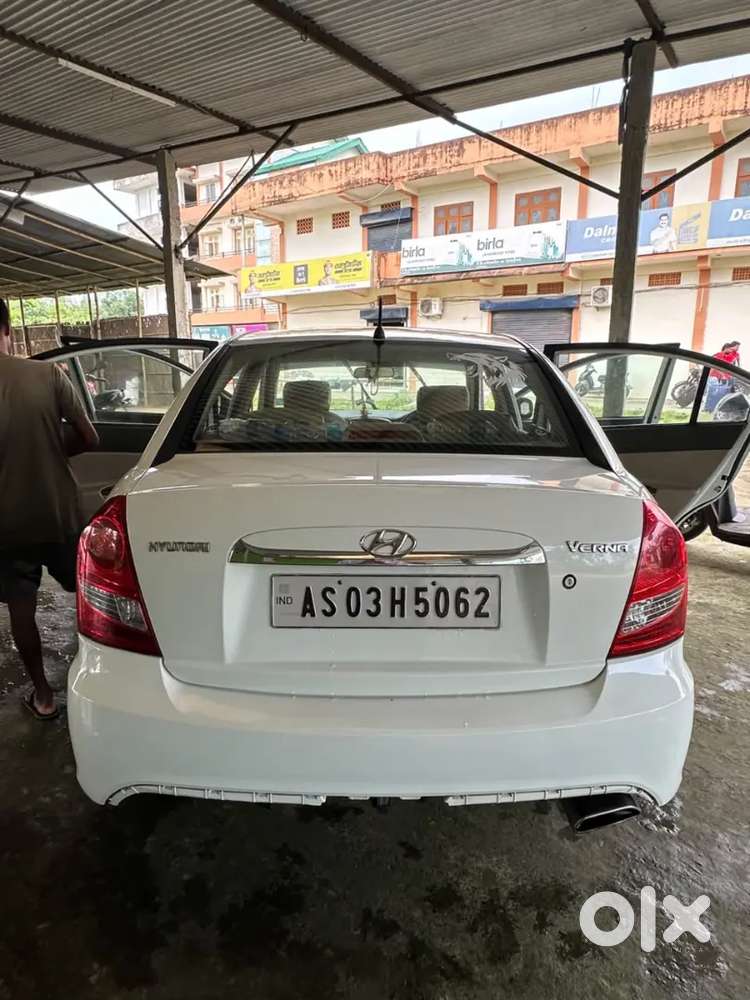 Hyundai Verna 1.5 Turbo