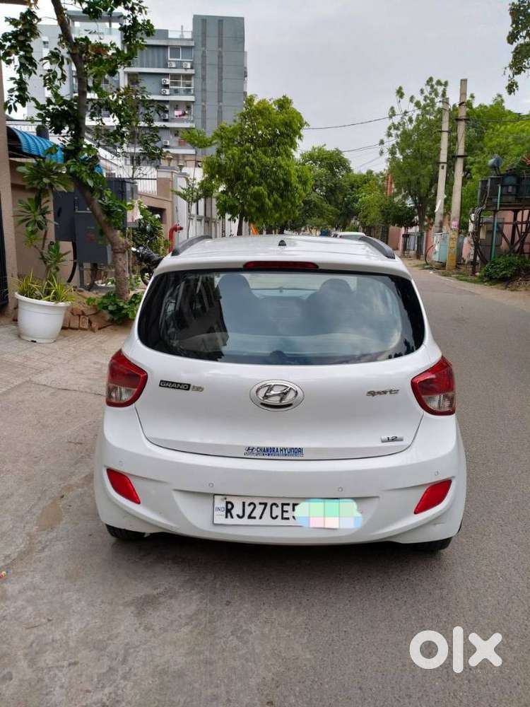 Hyundai Grand I10 Crdi Sportz, 2017, Diesel