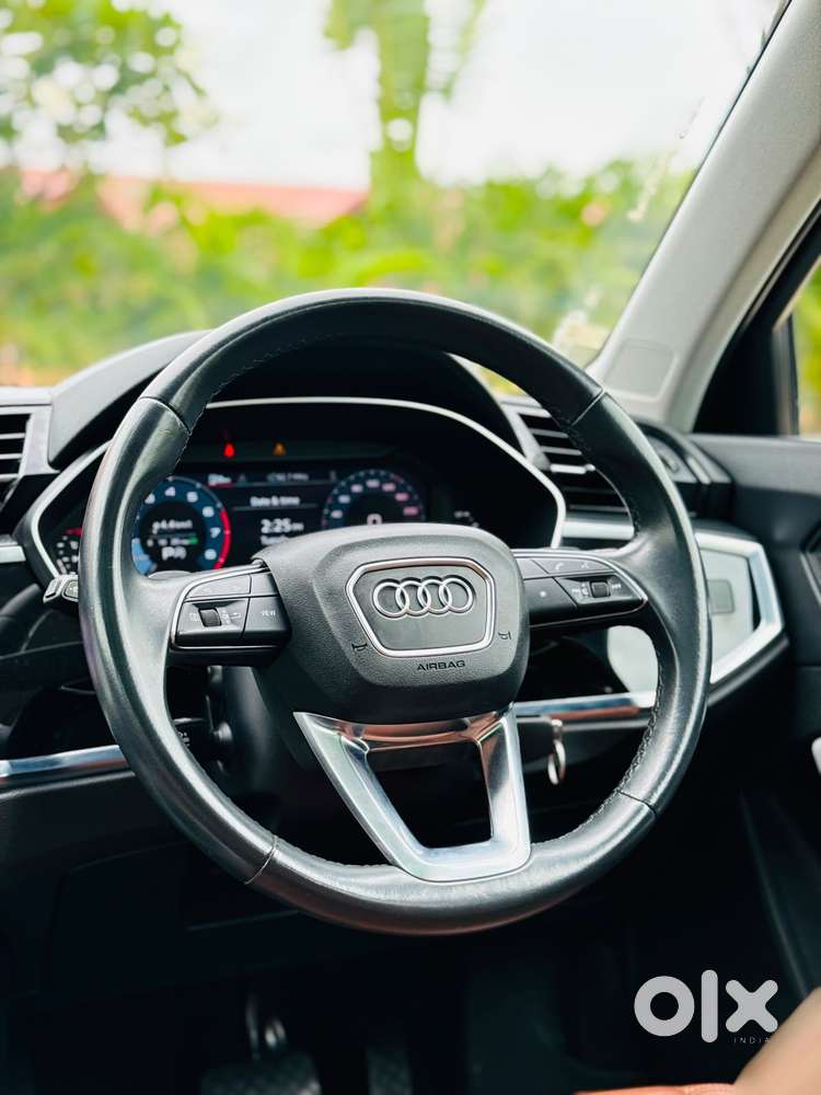 Audi Q3 40 Tfsi Premium Plus, 2023, Petrol
