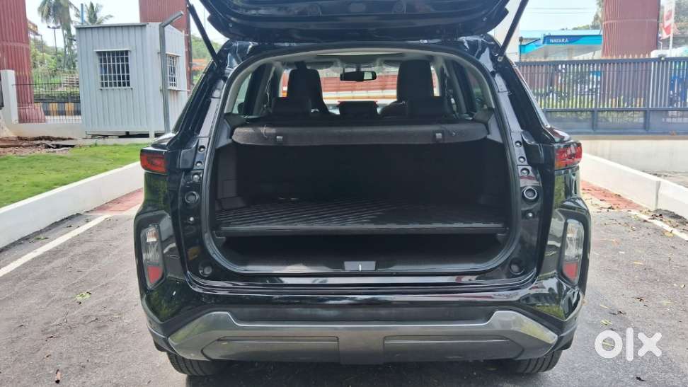 Toyota Urban Cruiser Hyryder 1.5 V Hybrid, 2025, Petrol