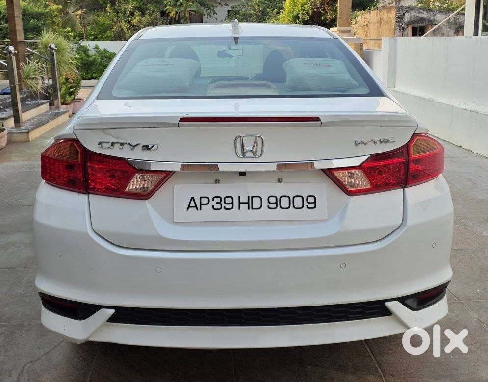 Honda City V Mt Exclusive, 2020, Petrol