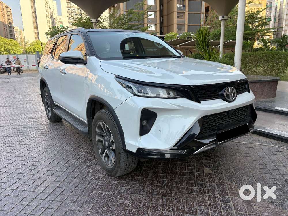 Toyota Fortuner Legender 4x4 At 2.8, 2025, Diesel