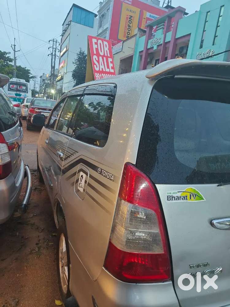 Toyota Innova Diesel 7 Seater 2011 Model 2012 Registration