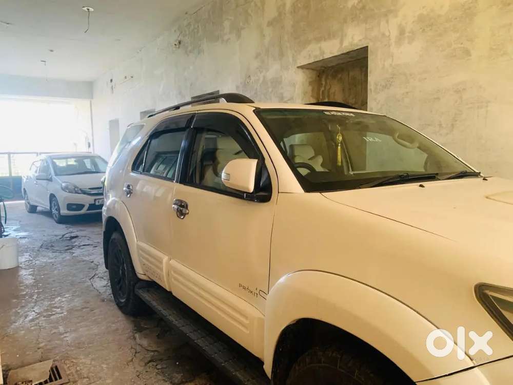 Toyota Fortuner Diesel 2015
