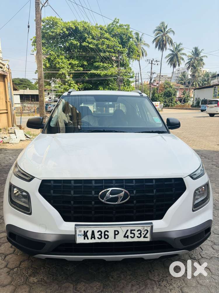 Hyundai Venue E 1.2 Petrol, 2021, Petrol