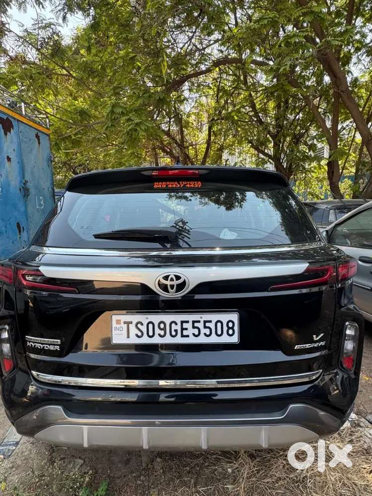 Toyota Urban Cruiser 2023 Drive