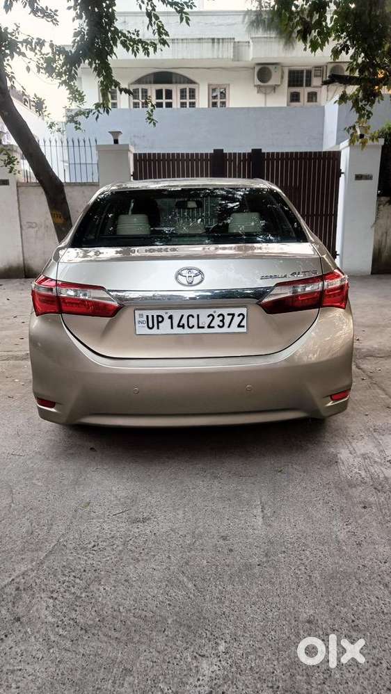 Toyota Corolla Altis 2014 Petrol Well Maintained