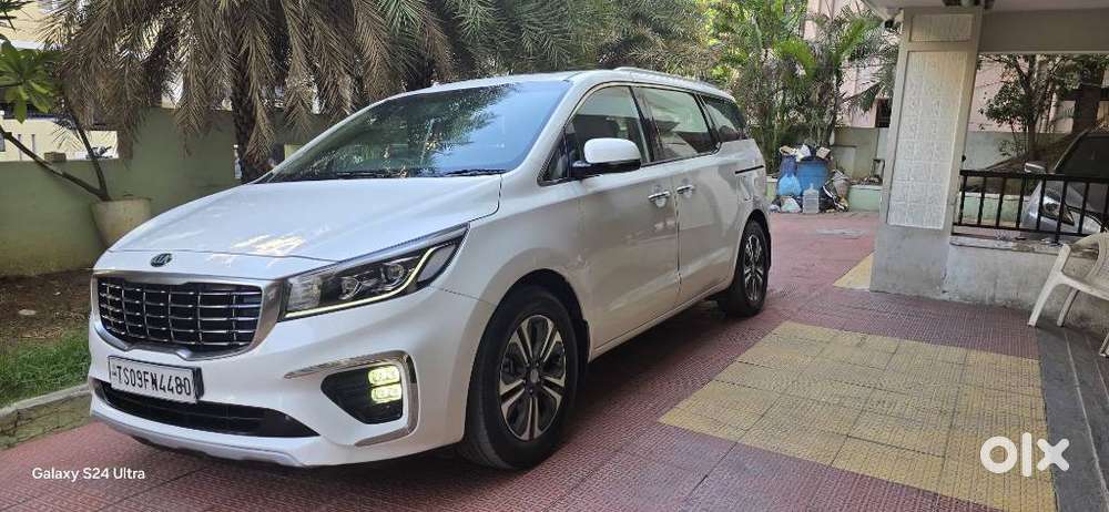 Kia Carnival Prestige 9 Str, 2020, Diesel
