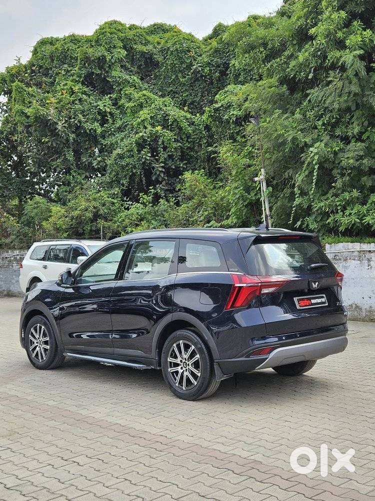 Mahindra Xuv700 2.0 Ax 7 Petrol At Luxury Pack Str, 2023, Petrol