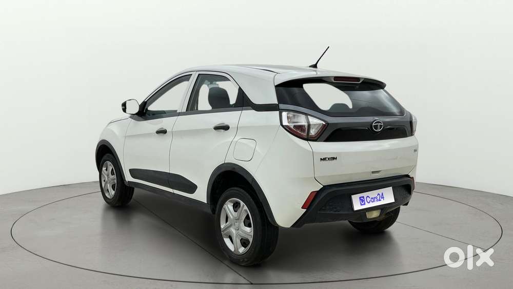 Tata Nexon 1.2 Revotron XM, 2018, Petrol