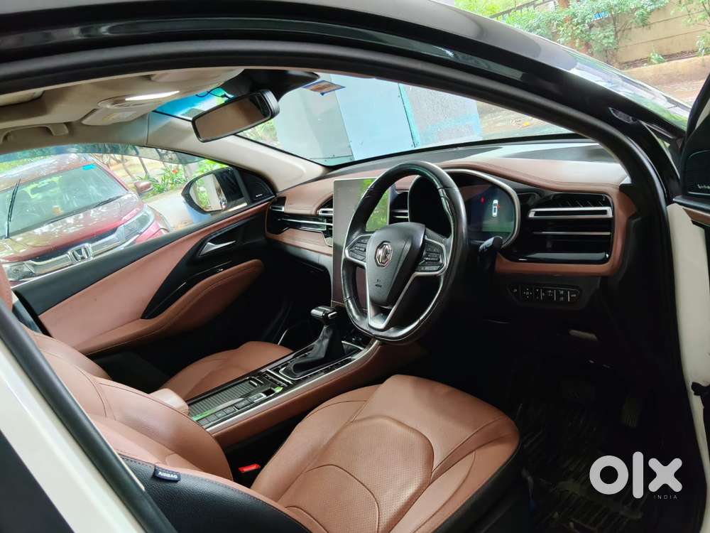 Mg Hector Plus Savvy Pro 1.5 Turbo Petrol Cvt 6 Str, 2023, Petrol