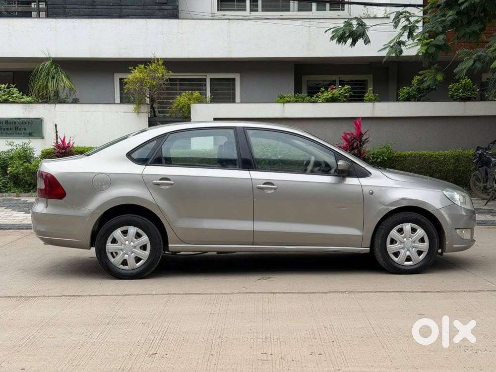 Skoda Rapid 1.5 Tdi Ambition Plus, 2012, Diesel