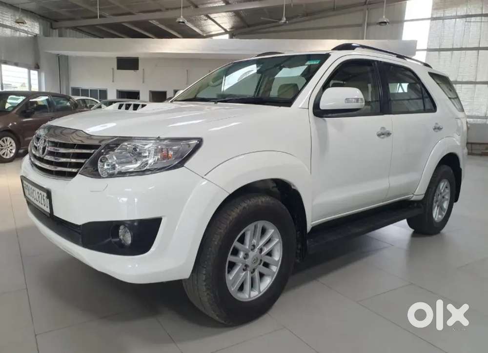 Fortuner Excellent Condition Chilled Ac Brand New Tyre Touch Screen