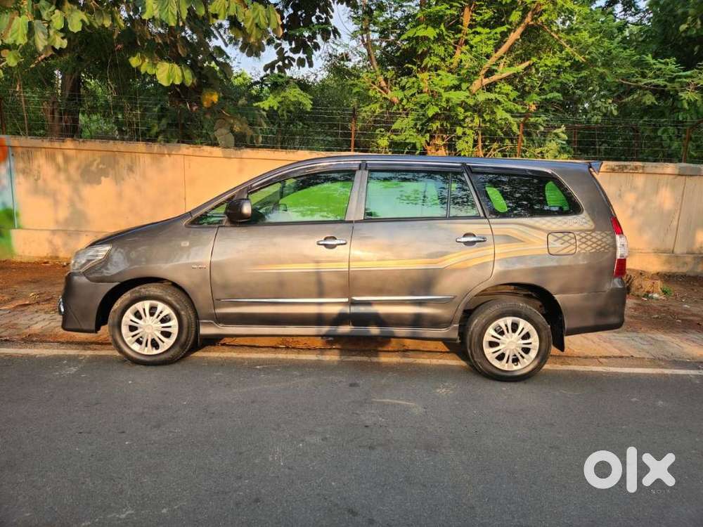 Toyota Innova 2.5 E Diesel Ms 7-seater, 2013, Diesel