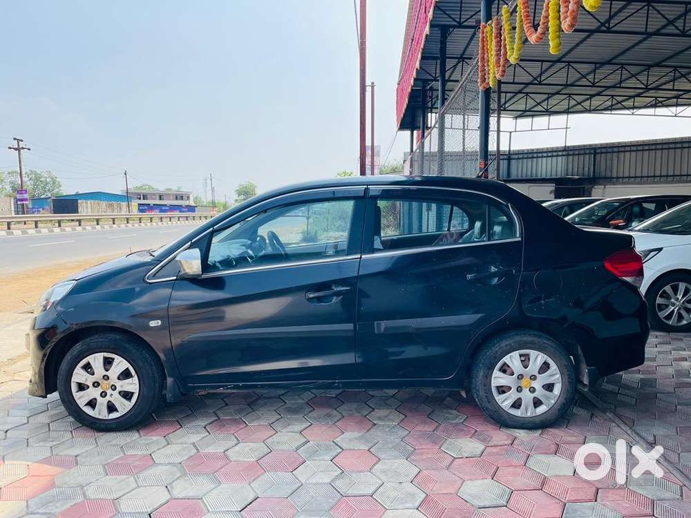 Honda Amaze 2013 Petrol Good Condition